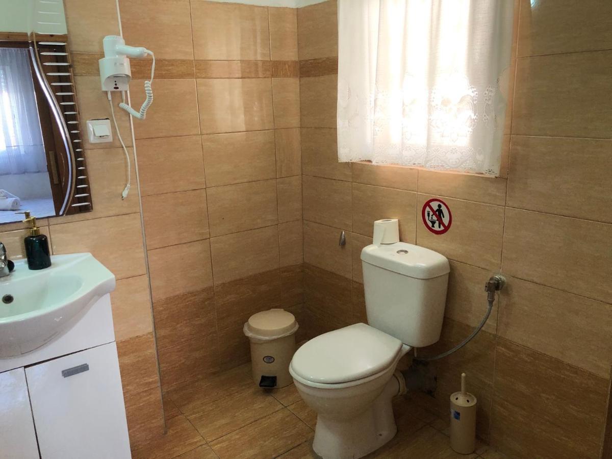 Eudokia Rooms Sarti Exterior foto